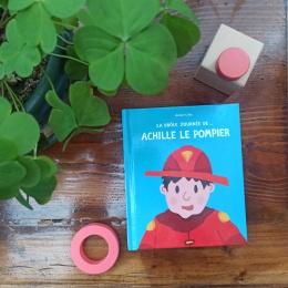 La drôle de journée de... Achille le pompier